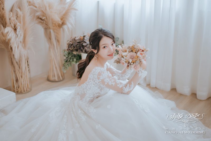 低調捲髮婚禮造型 女神系婚禮髮型